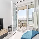 Siemianowicka With Balcony & Parking By Renters