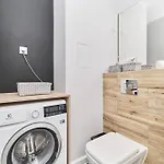 Siemianowicka With Balcony & Parking By Renters * Vratislav