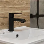 Siemianowicka With Balcony & Parking By Renters