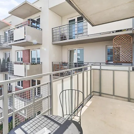 아파트 Siemianowicka With Balcony & Parking By Renters 브로츠와프